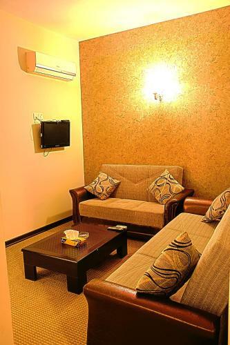 Asenappar Hotel