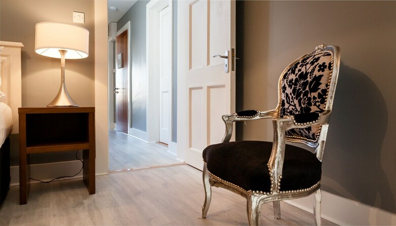 Hostal Clifden House