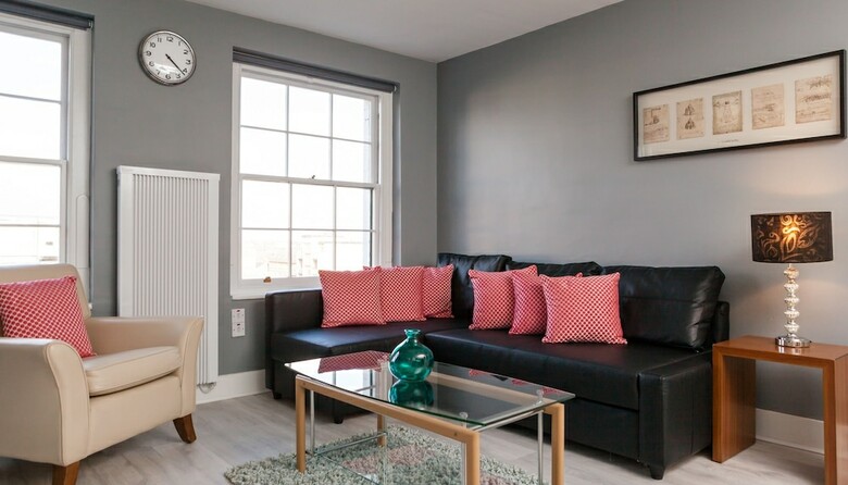 Hostal Clifden House