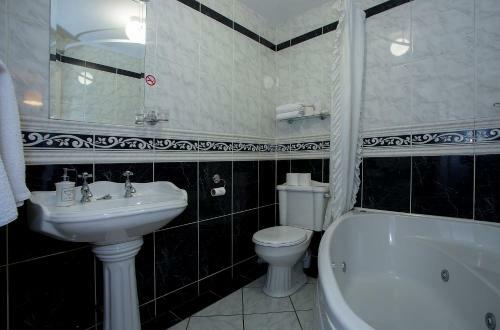The Laurels B&B