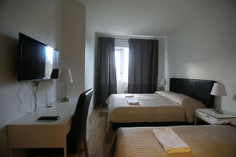 100 Iceland Hotel