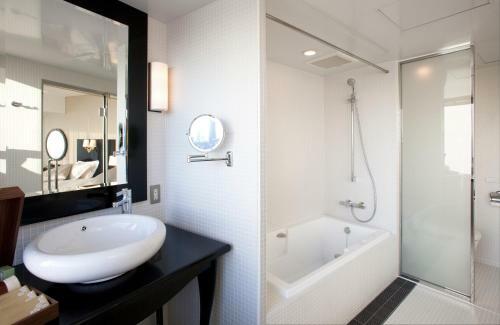 Hotel Harmonie Embrassee
