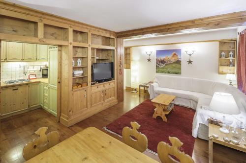 Apartamento Villa Ronco - Stayincortina