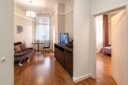 Home Apartments