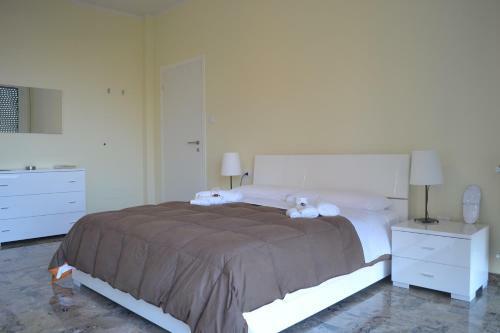 4 Star Apartments