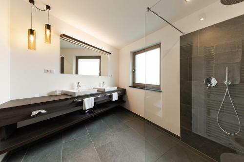 Oliven- & Genusshotel Hirzer