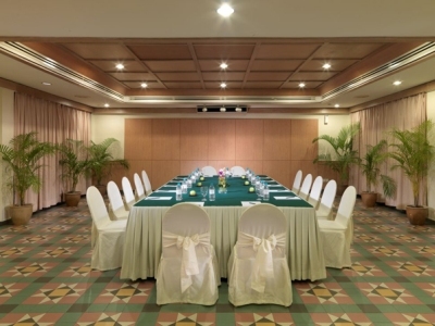 Hotel Holiday Villa Beach Rst (deluxe Premium)