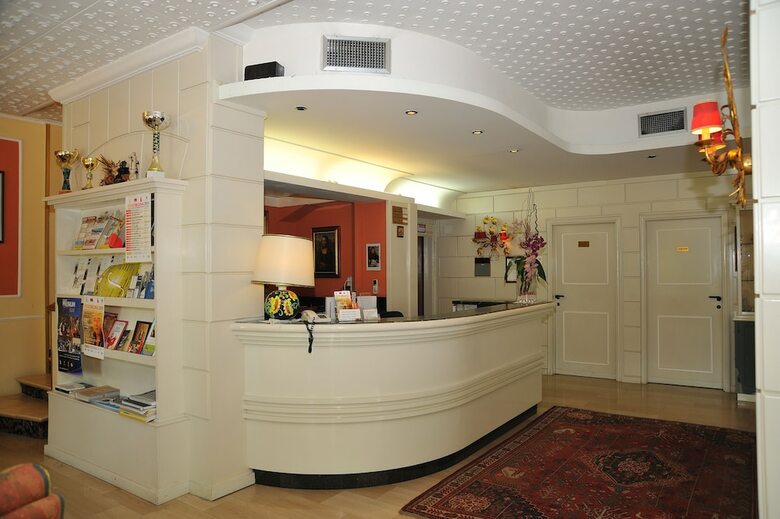 Hotel Salus