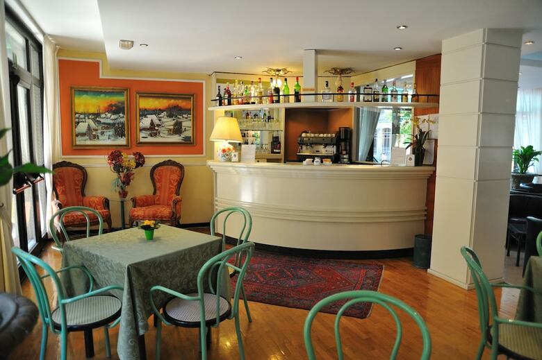 Hotel Salus