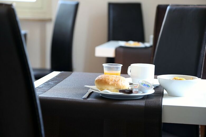 Hotel Roma Room
