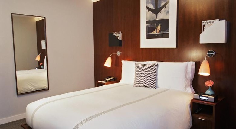 6 Columbus - A Sixty Hotel