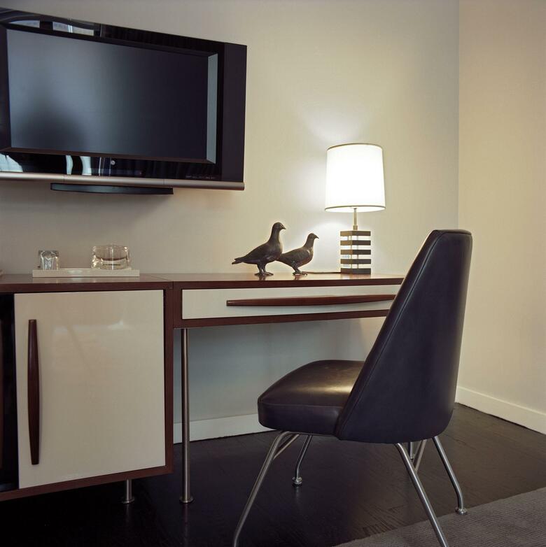 6 Columbus - A Sixty Hotel