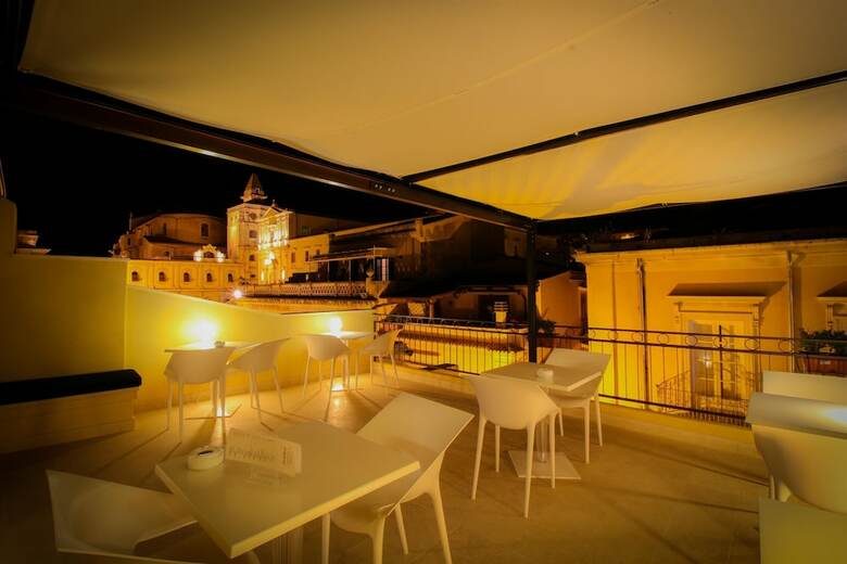 Hotel Porta Reale