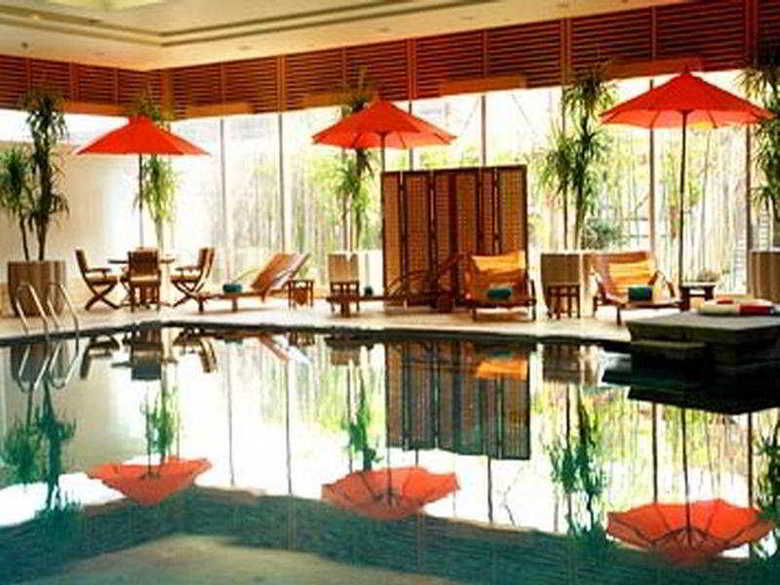 Hotel Renaissance Wuhan