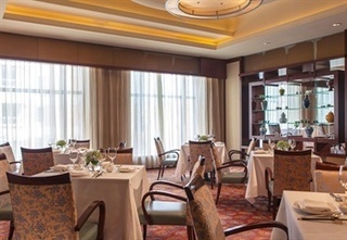 Hotel Renaissance Wuhan