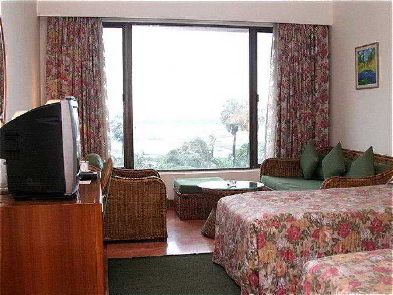 Hotel The Resort