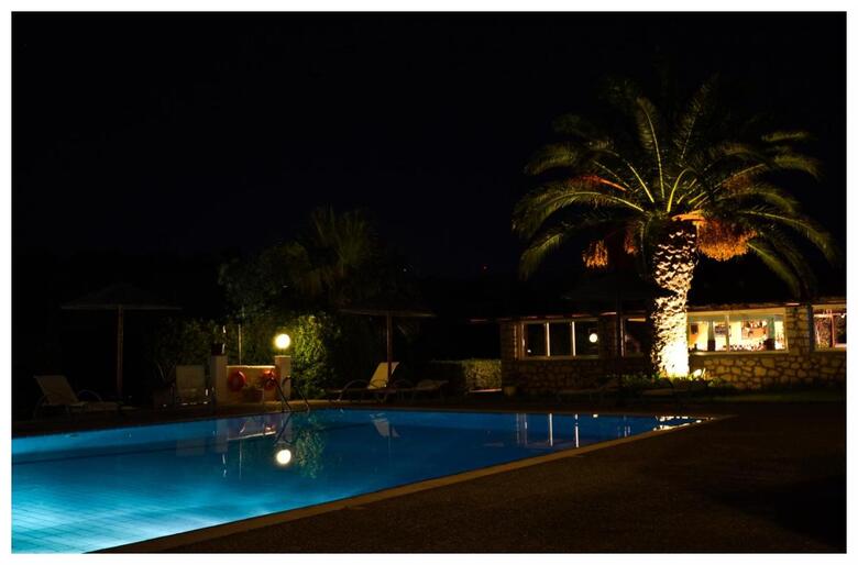 Hotel Alex