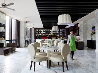 Hotel Marriott City Wall