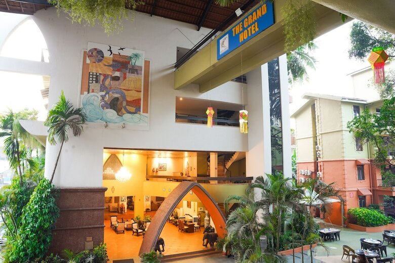 Hotel Neelam The Grand
