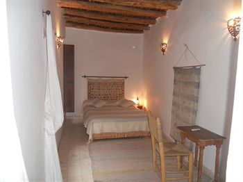 Hotel Riad Ineslisa