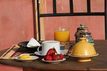 Hotel Riad Ineslisa
