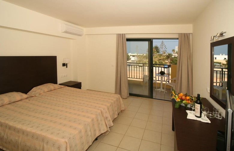 Hotel Gouves Park