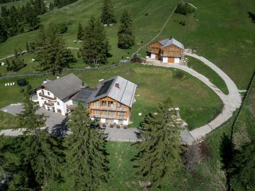 Hostal Ciasa Roenn