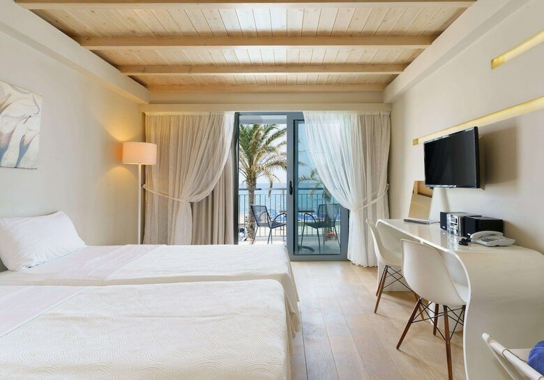 Hotel Aegean Pearl