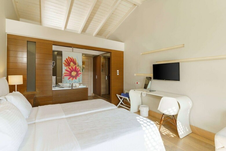 Hotel Aegean Pearl