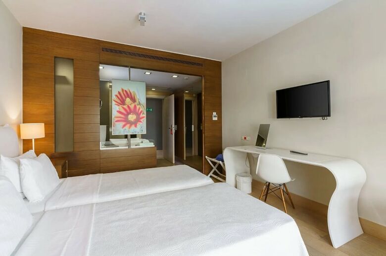 Hotel Aegean Pearl
