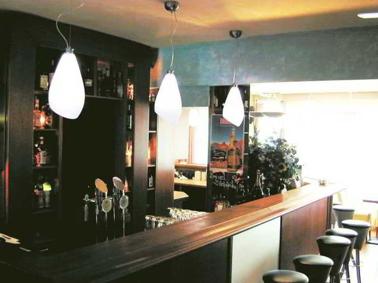 Art Hotel Binders