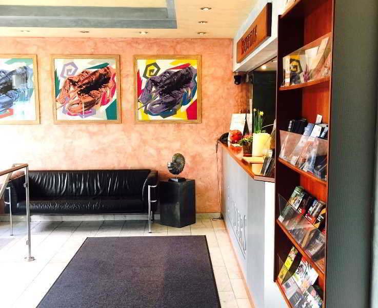 Art Hotel Binders