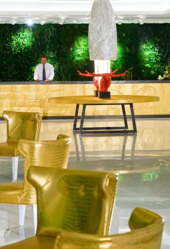 Hotel Diamond Deluxe