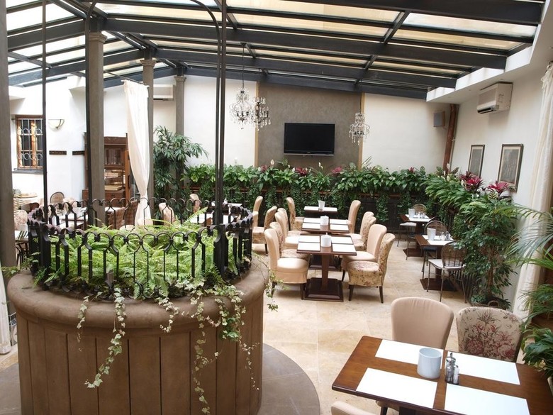 Hotel Antik