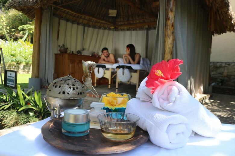 Regis Hotel & Spa