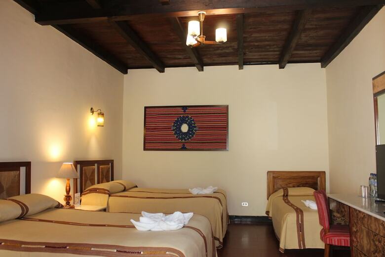 Regis Hotel & Spa