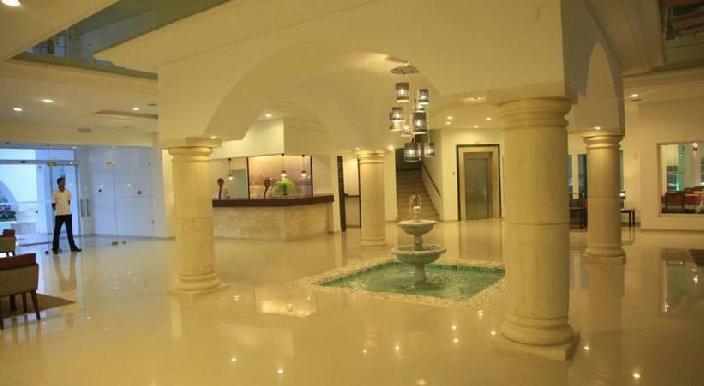 Hotel Menara