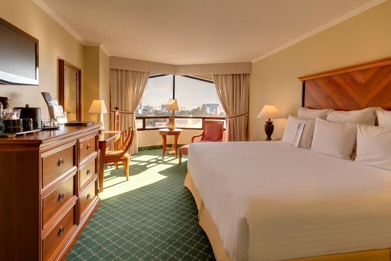 Hotel Barcel� Guatemala City