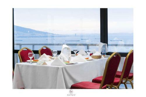 Ege Palas Hotel