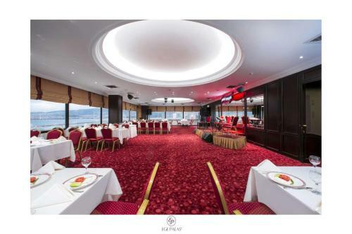 Ege Palas Hotel
