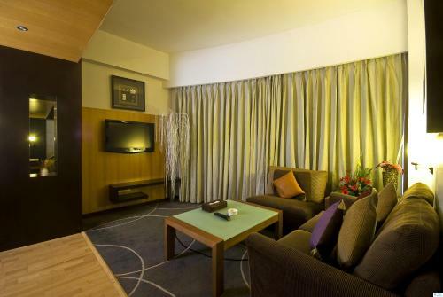 Hotel Peninsula Grand
