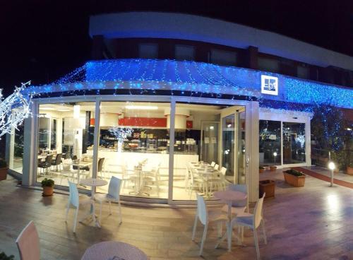 Hotel Elys