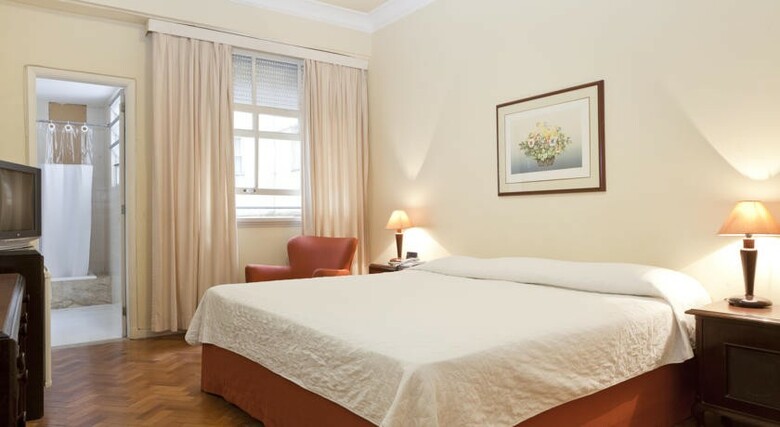 Hotel California Othon Classic