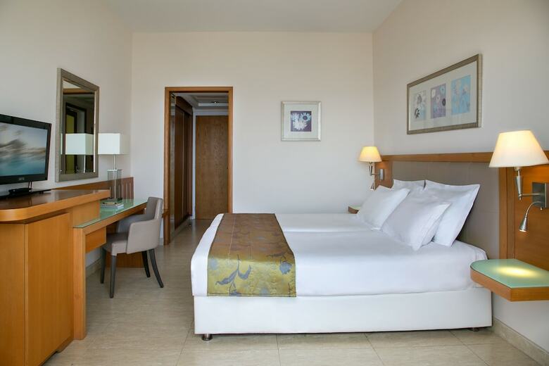 Hotel Atlantica Miramare Beach