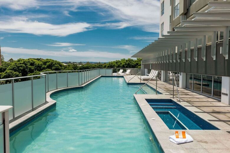 Hotel Oaks Aspire