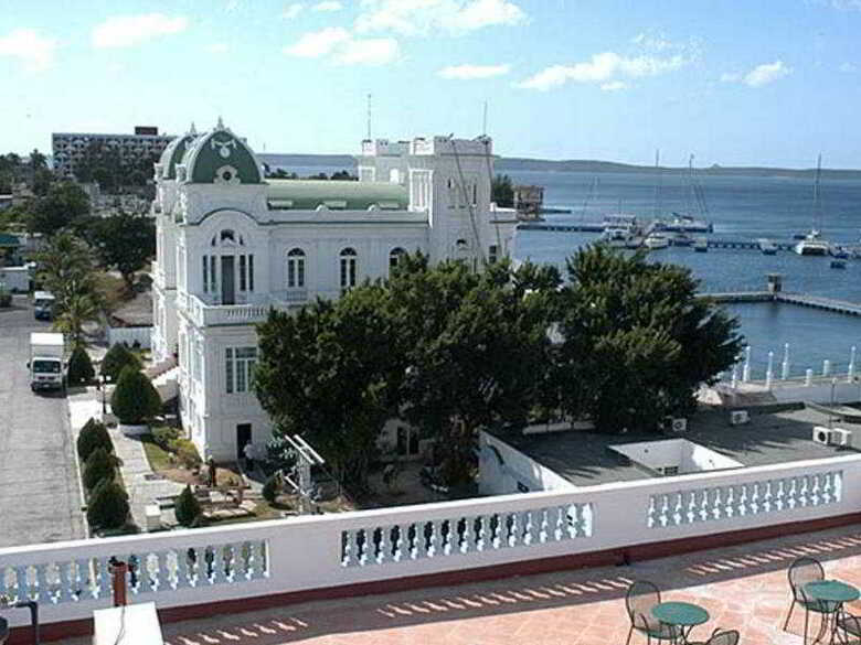 Hotel Palacio Azul