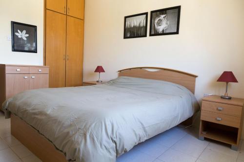 Large St Julians Apartment