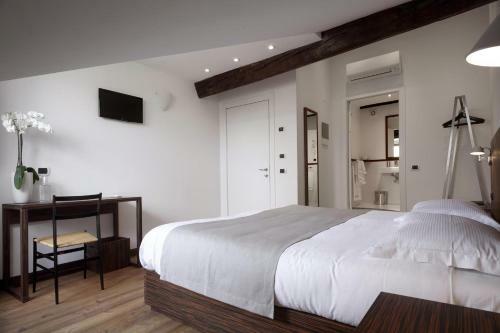 Hostal My Bed