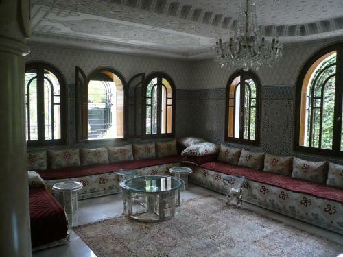 Riad Les Chrifis