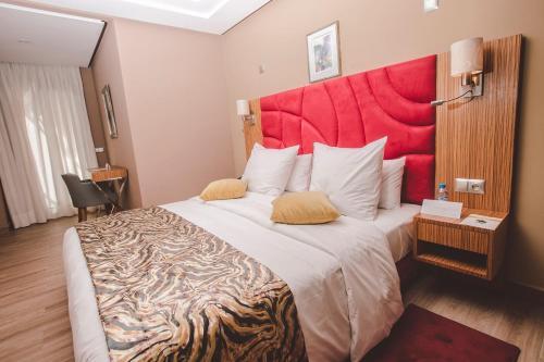 Down Town Hotel By Business & Leisure Hotels